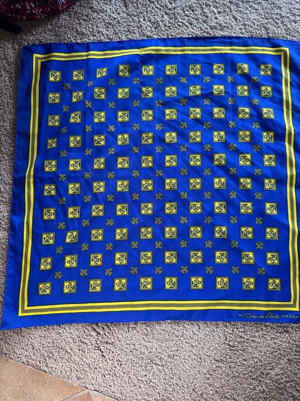 Oscar de la Renta Boy Scouts of America Cub Scouts Blue Scarf Polyester